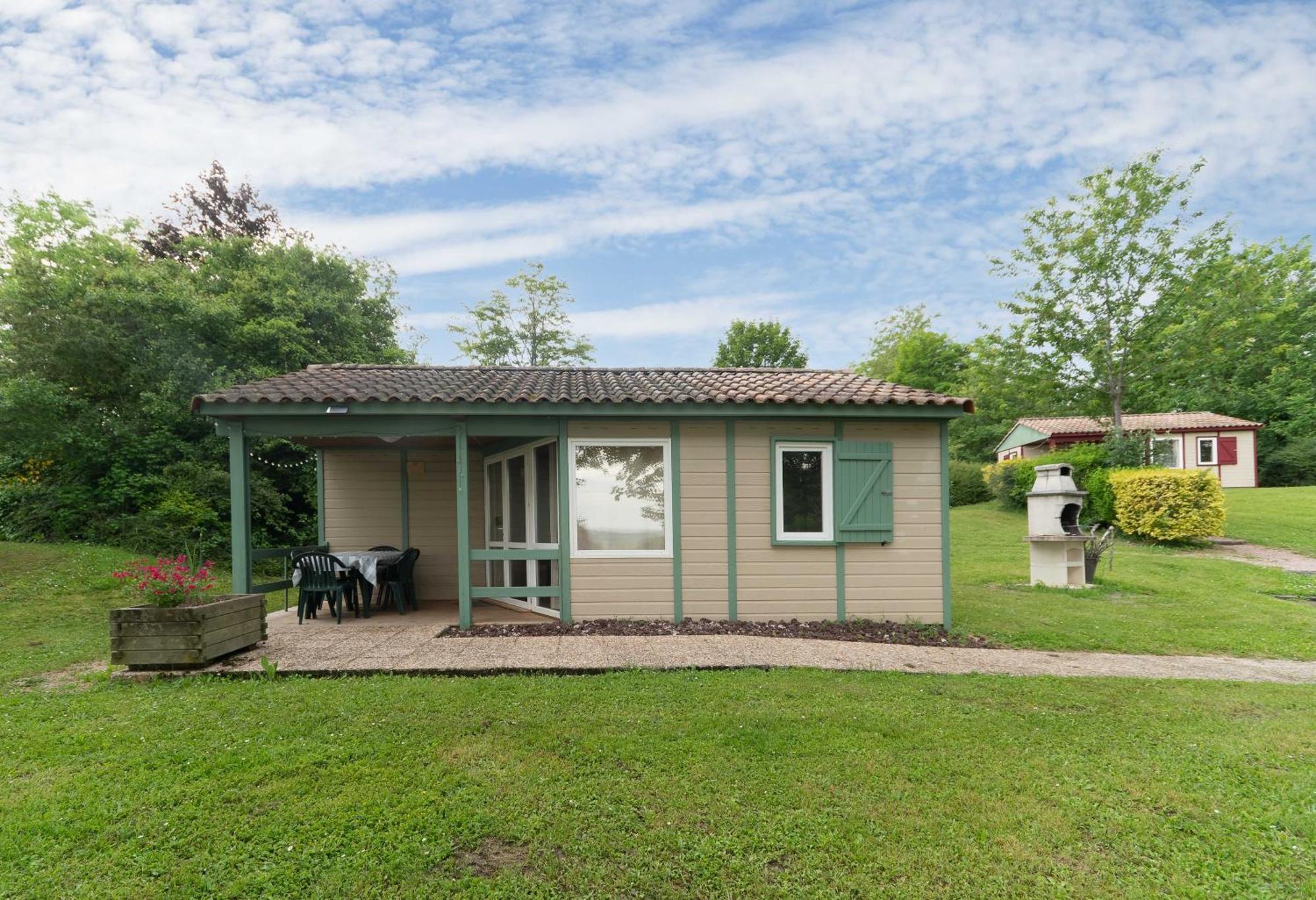 Camping Le Mont Libre - Cottage & Espace Nature - ガナ エクステリア 写真