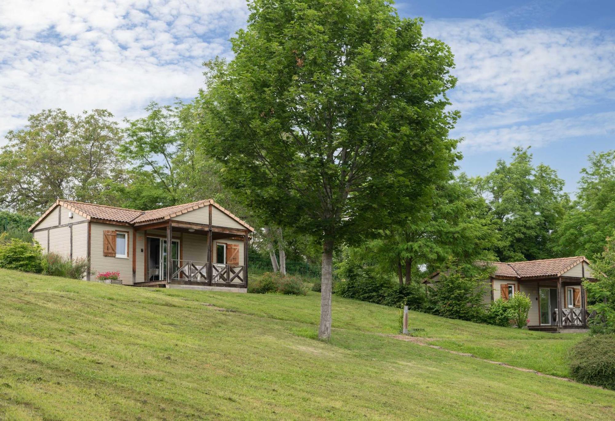 Camping Le Mont Libre - Cottage & Espace Nature - ガナ エクステリア 写真